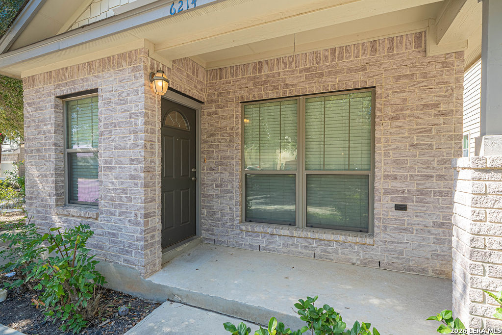 6214 Pecan Tree, San Antonio, TX 78240