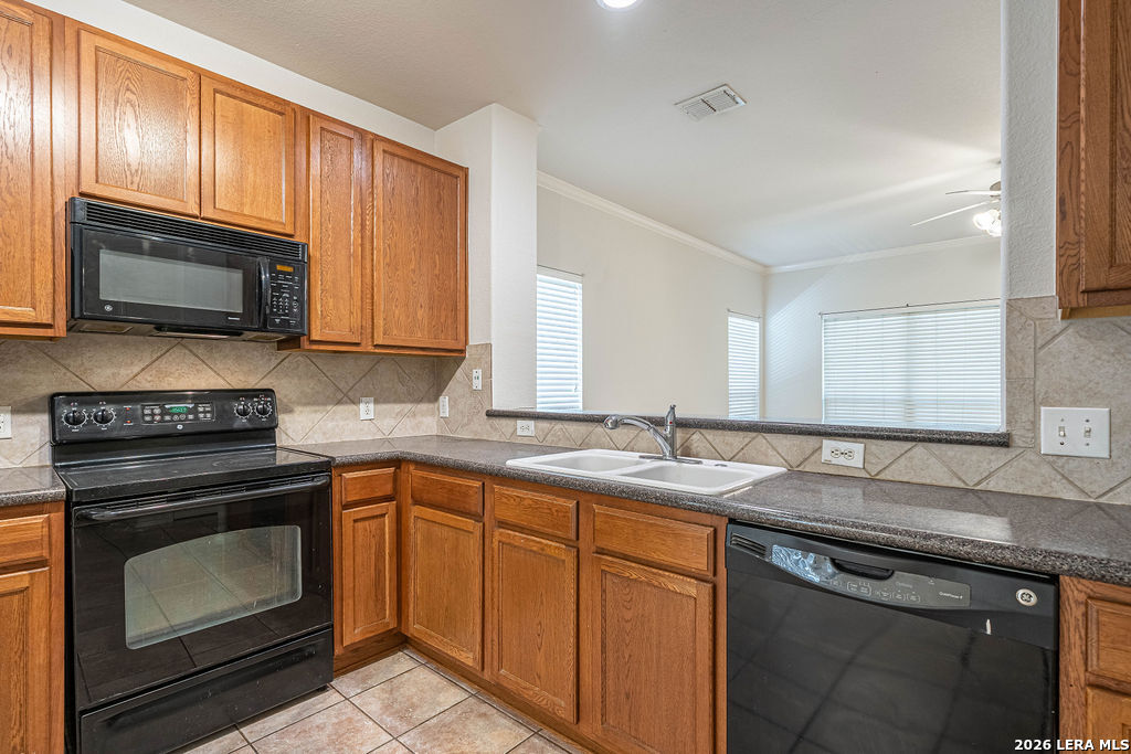 6214 Pecan Tree, San Antonio, TX 78240