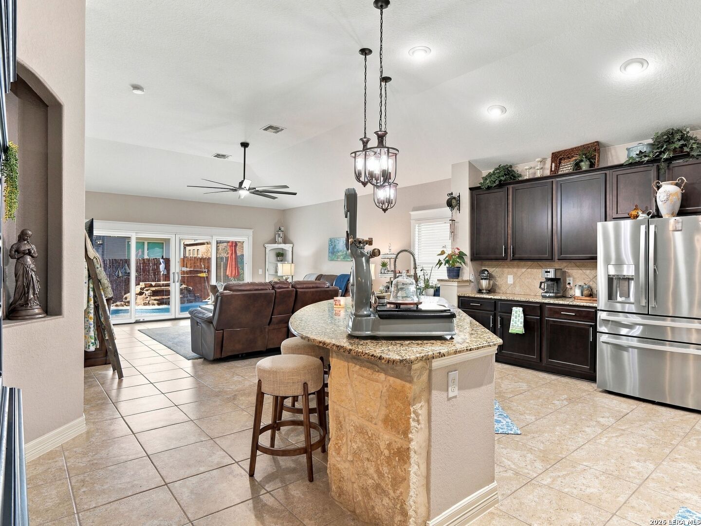 733 GRAY CLOUD DR, New Braunfels, TX 78130