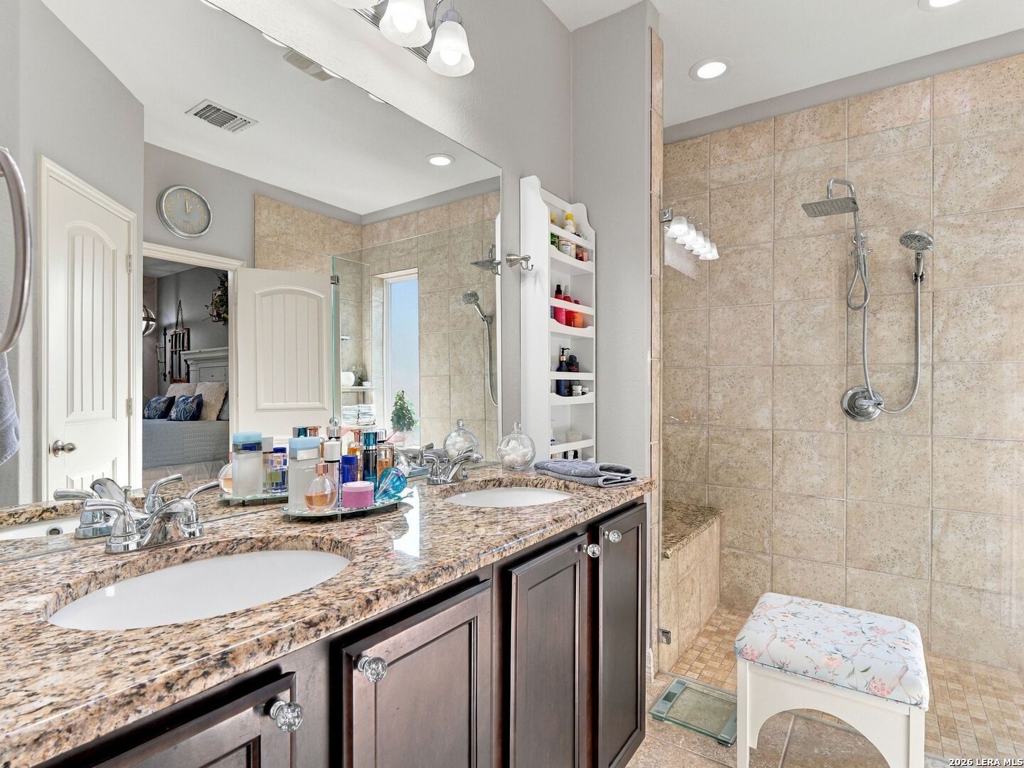 733 GRAY CLOUD DR, New Braunfels, TX 78130