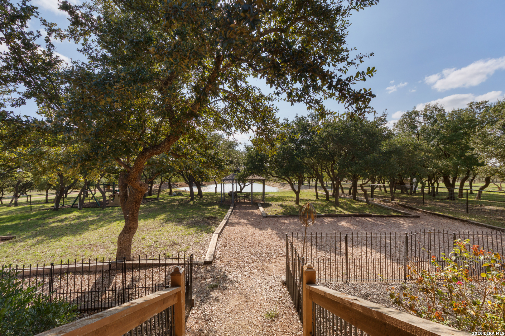 3701 HIGHWAY 41, Mountain Home, TX 78058