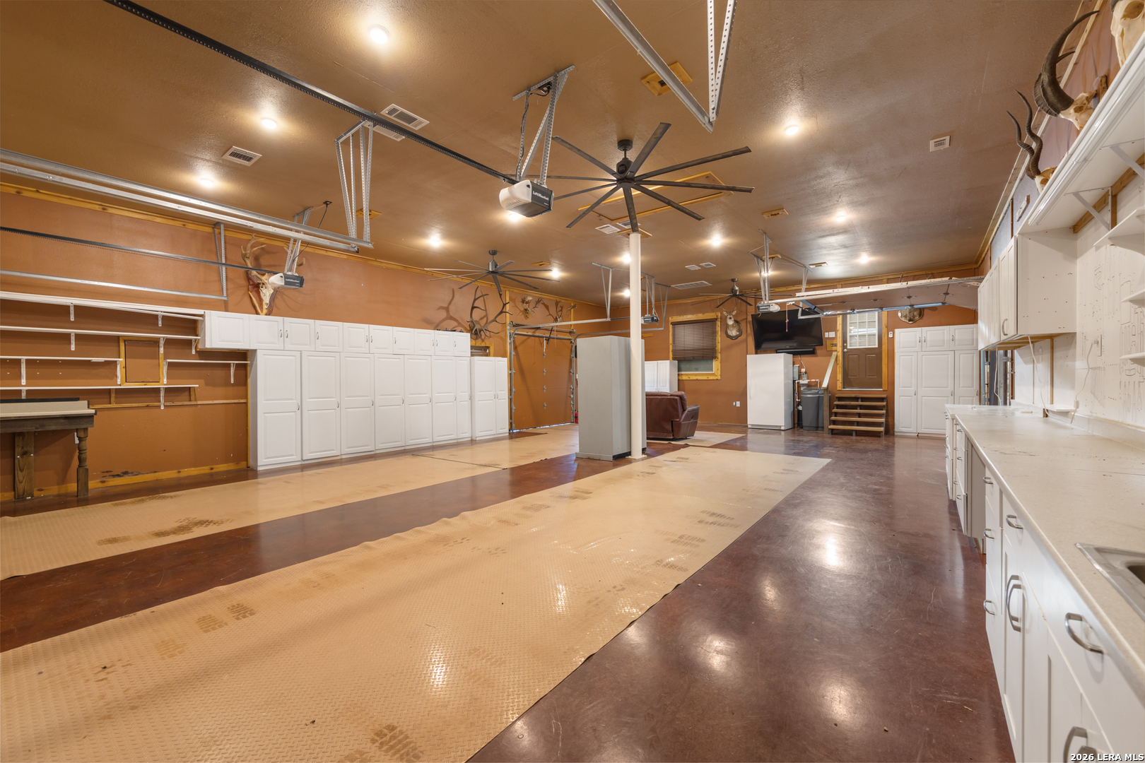 3701 HIGHWAY 41, Mountain Home, TX 78058