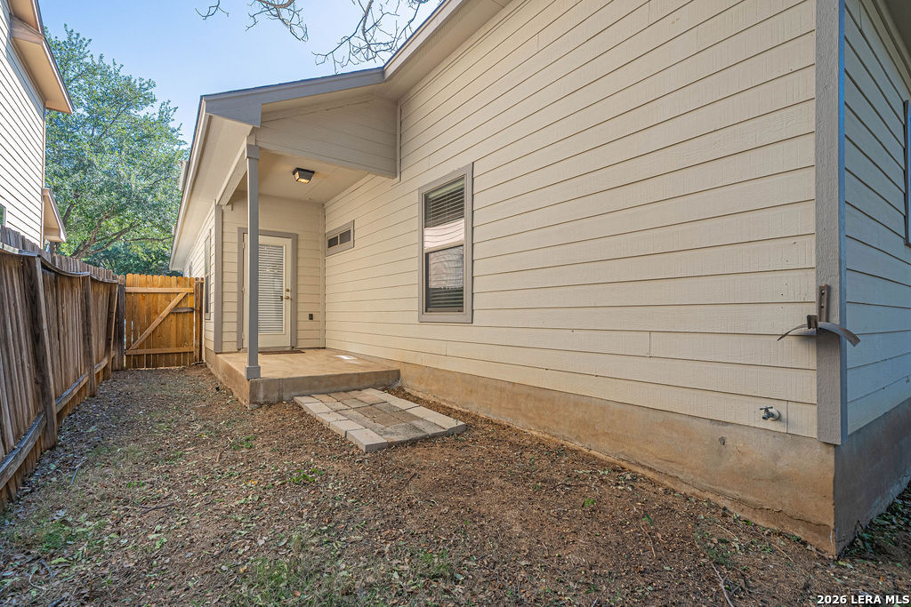 6214 Pecan Tree, San Antonio, TX 78240