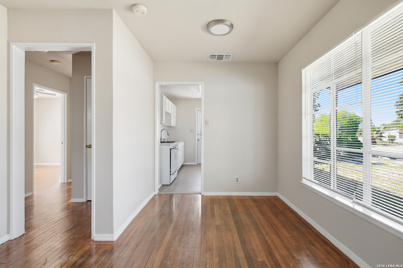 310 SUSSEX AVE, San Antonio, TX 78221
