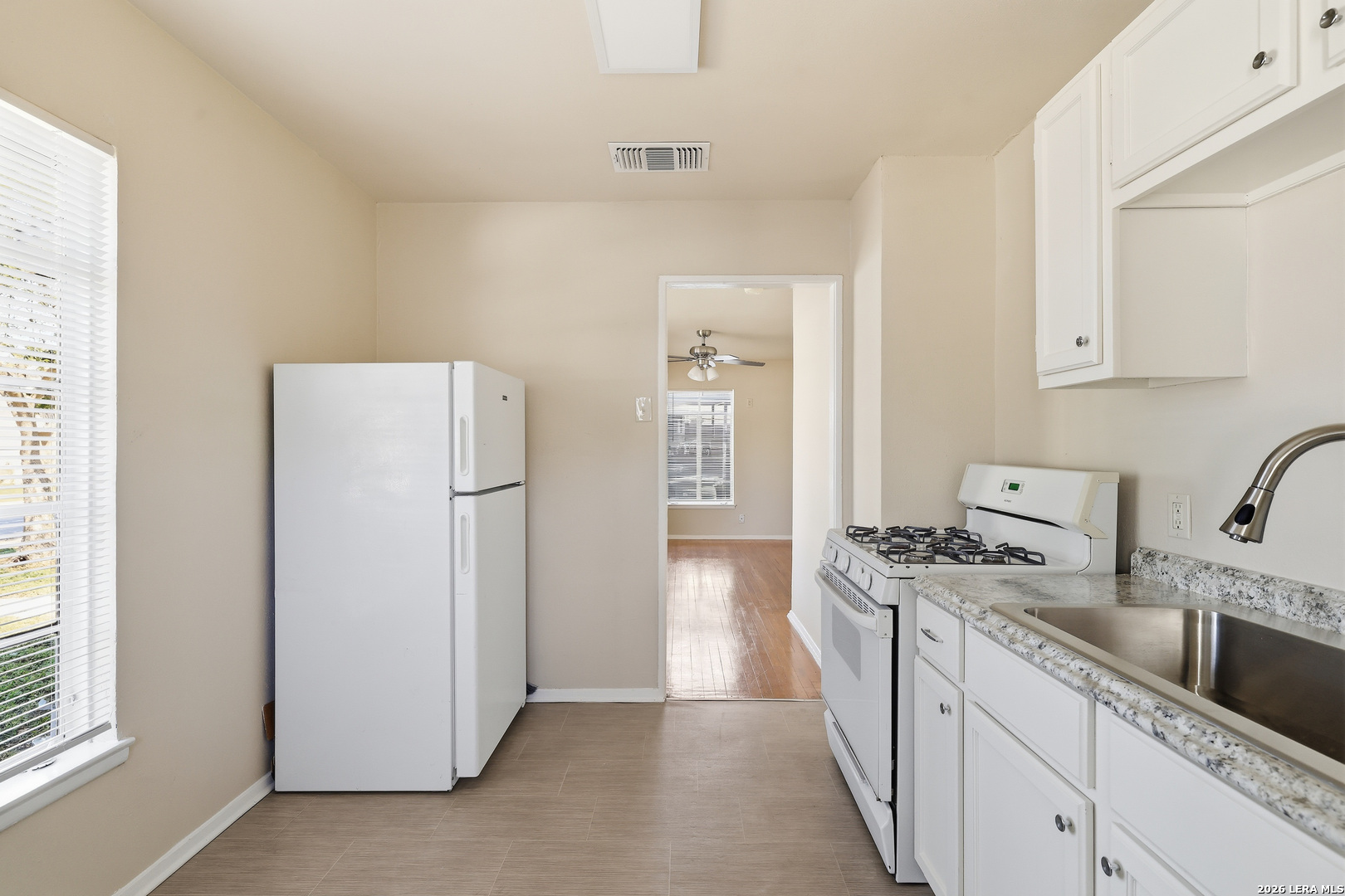 310 SUSSEX AVE, San Antonio, TX 78221