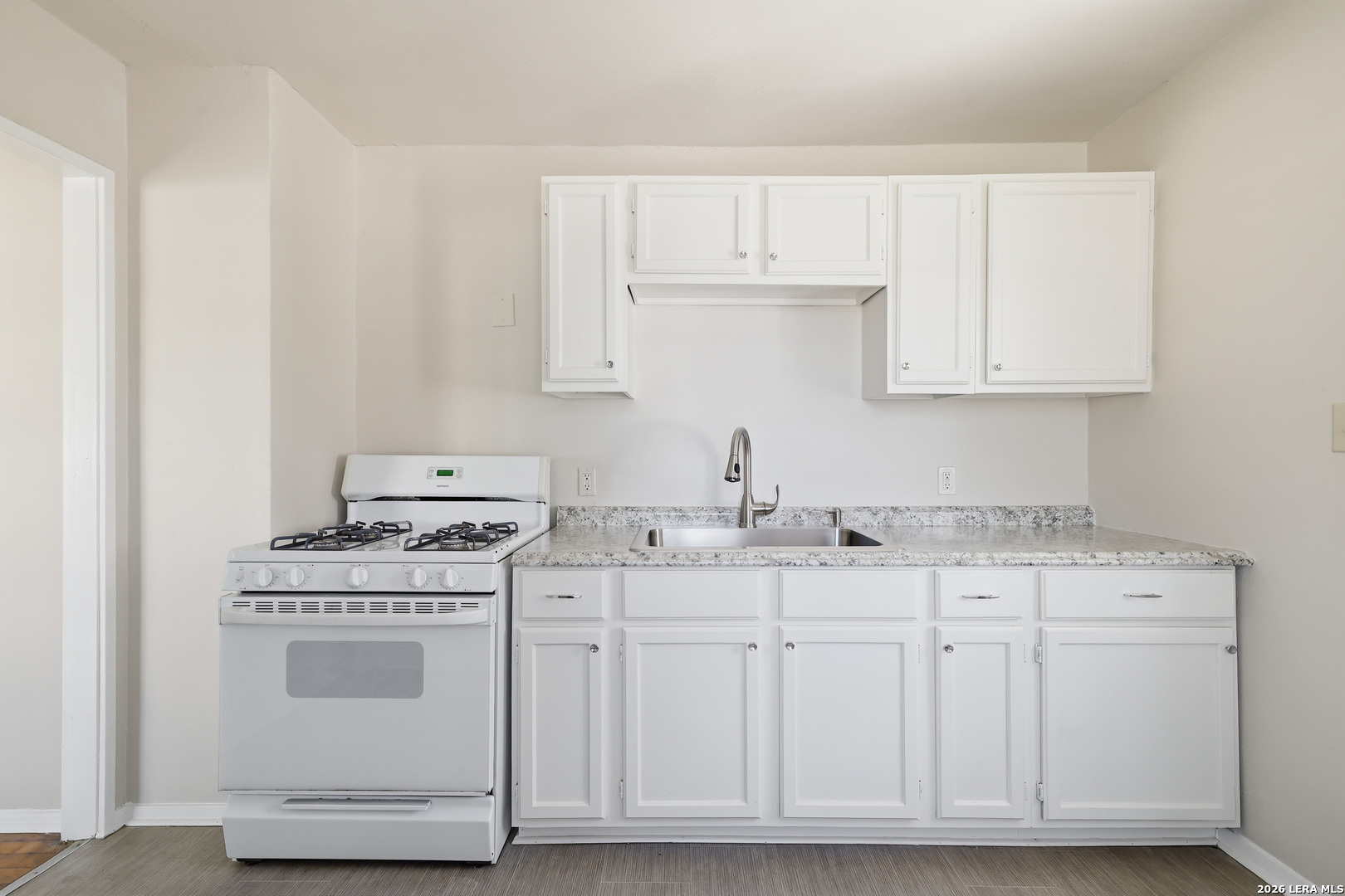 310 SUSSEX AVE, San Antonio, TX 78221