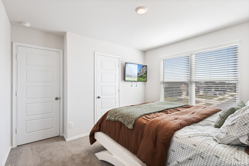 258 LANDING LN, New Braunfels, TX 78130