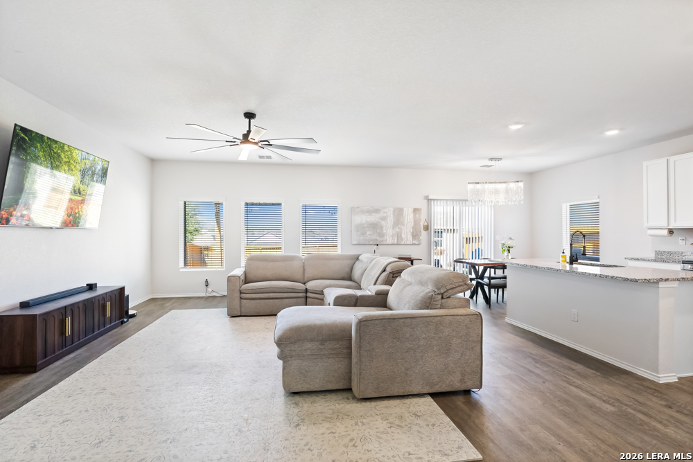 258 LANDING LN, New Braunfels, TX 78130