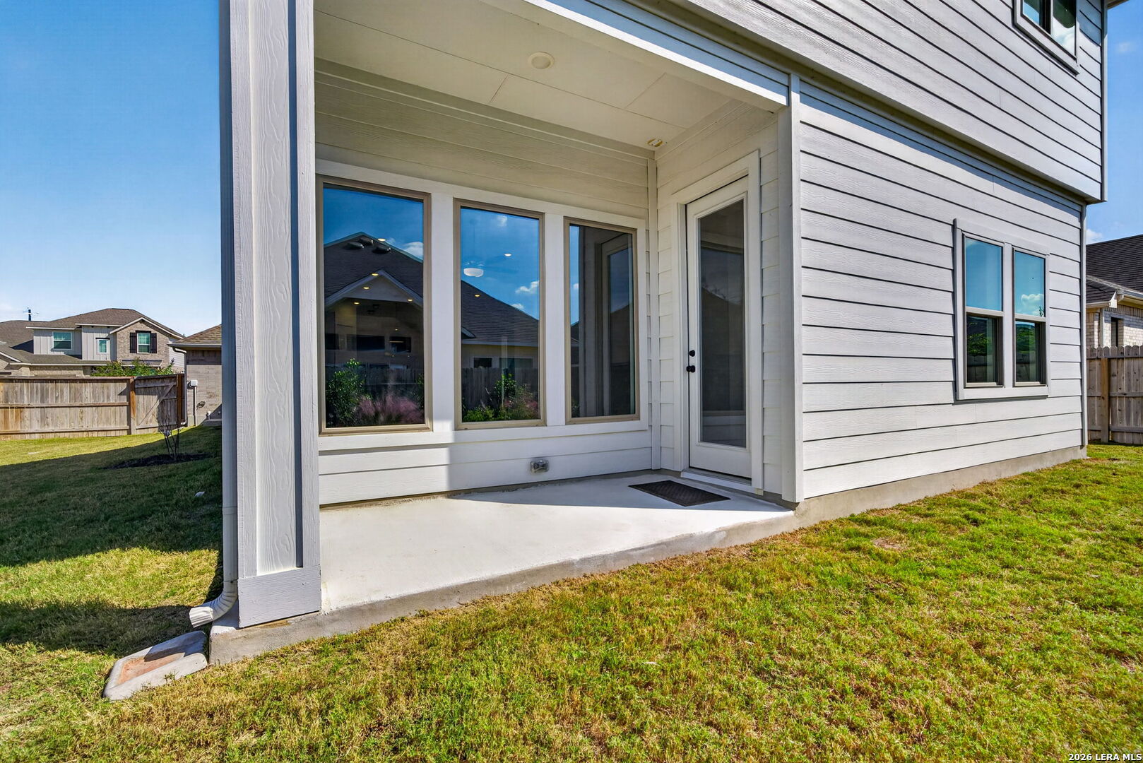 125 ANNETTE DR, Castroville, TX 78009