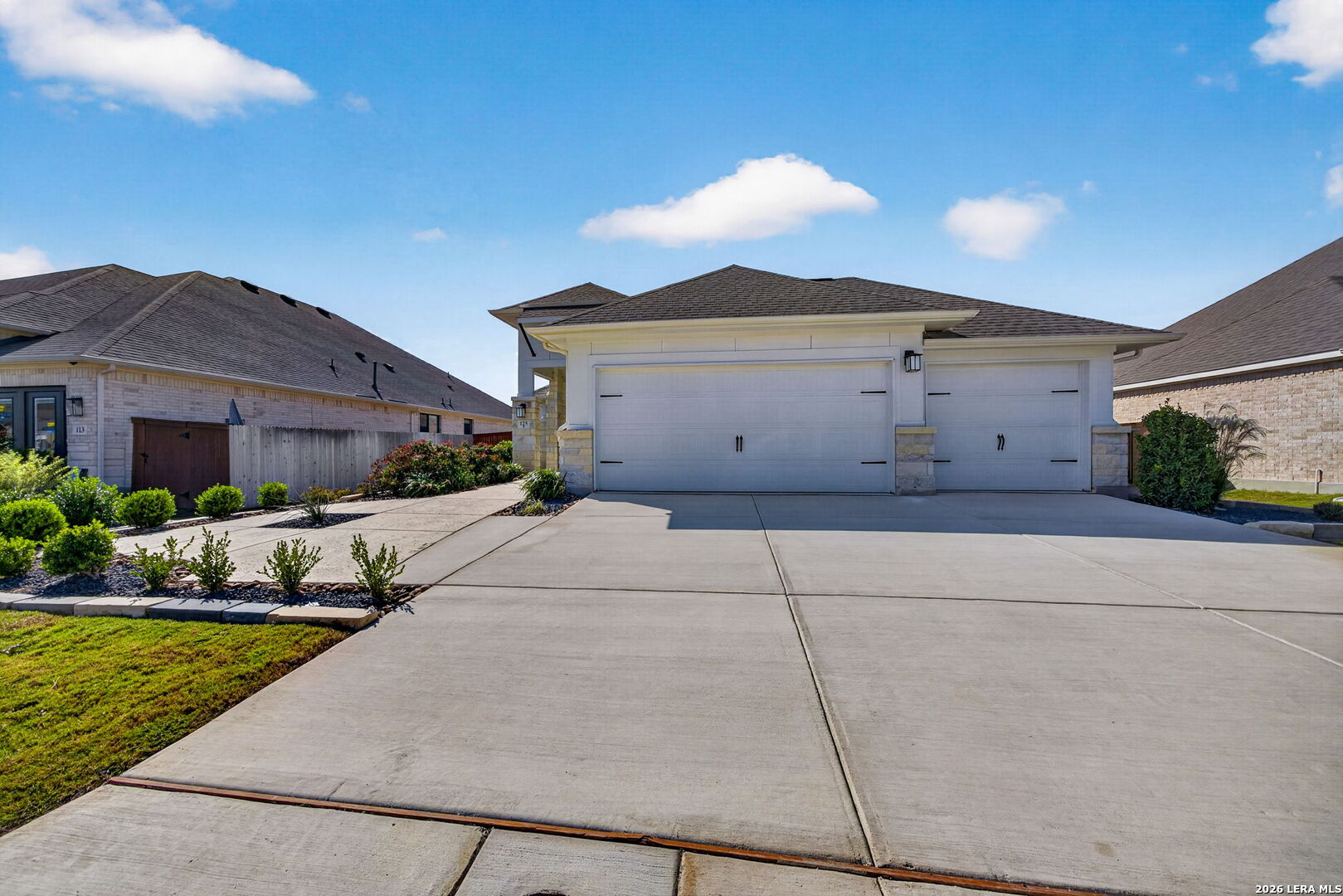 125 ANNETTE DR, Castroville, TX 78009