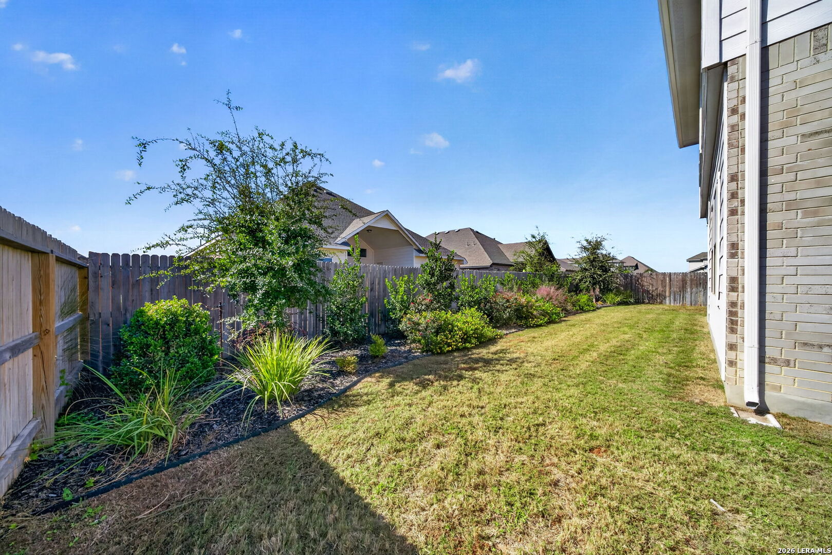 125 ANNETTE DR, Castroville, TX 78009