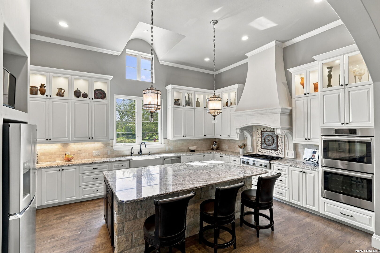 144 BALCONES BND, Boerne, TX 78006