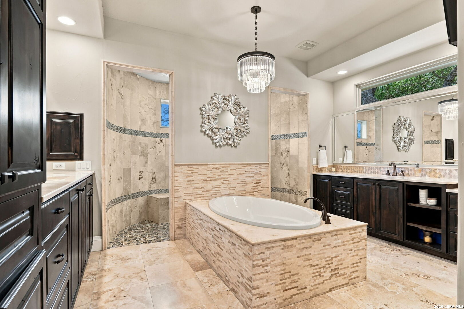 144 BALCONES BND, Boerne, TX 78006