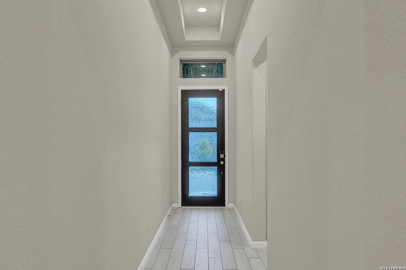 Entry/Foyer