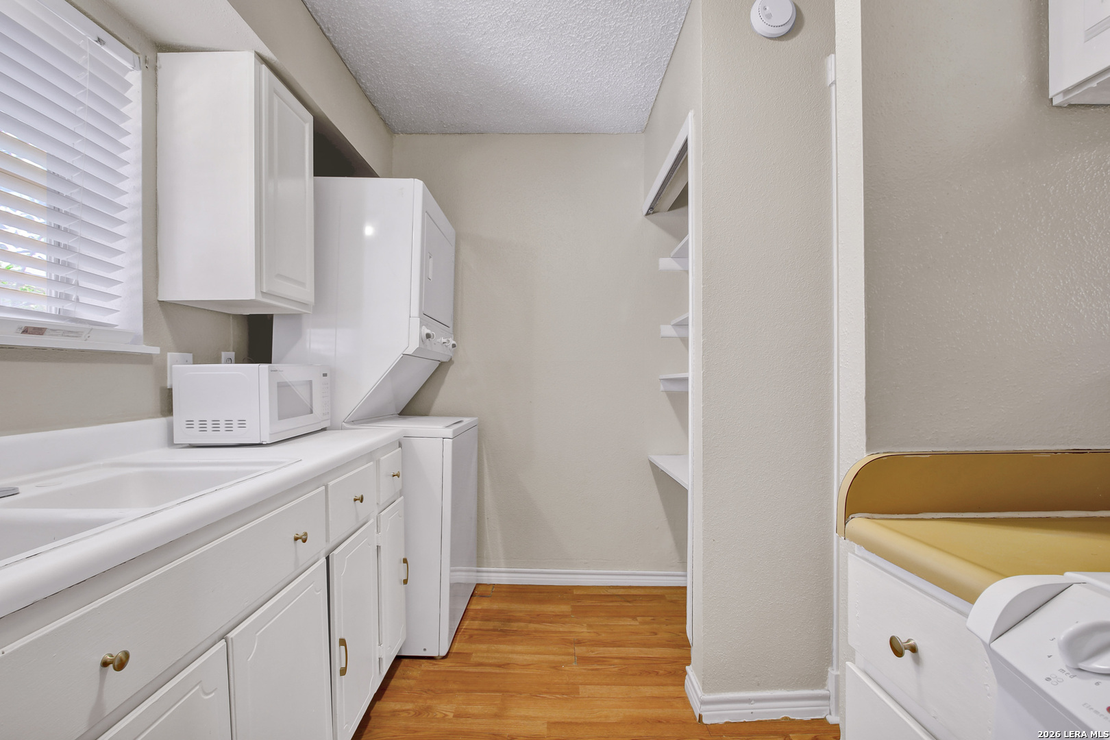 3243 NACOGDOCHES RD, #412, San Antonio, TX 78217