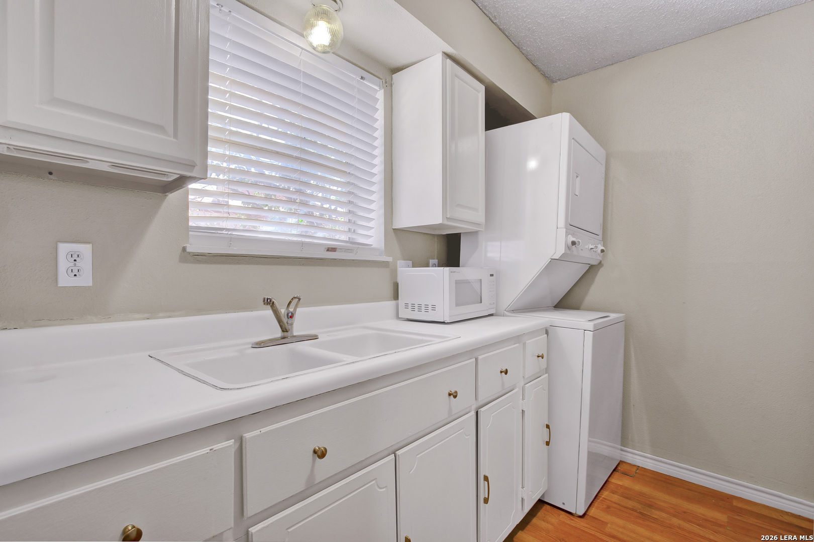 3243 NACOGDOCHES RD, #412, San Antonio, TX 78217