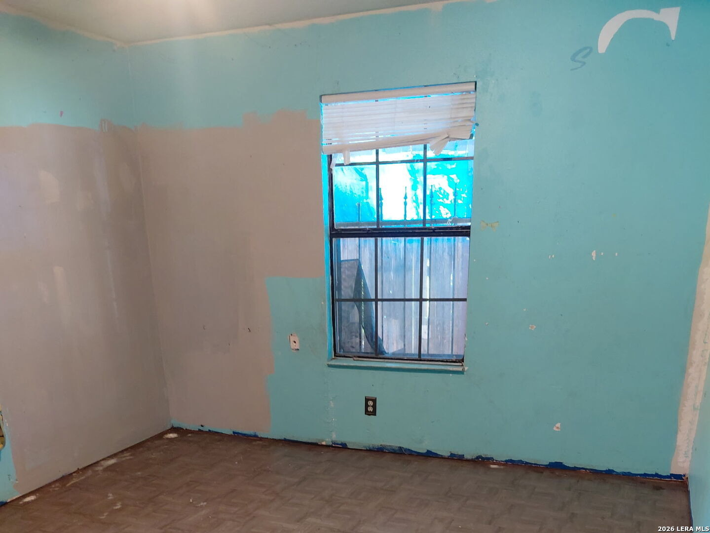 516 S San Eduardo, San Antonio, TX 78237