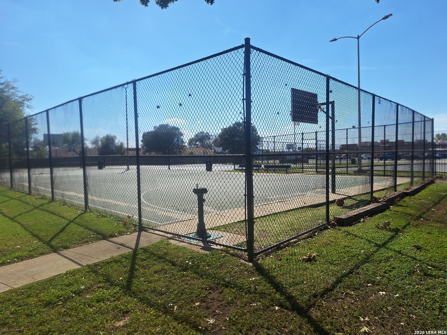 9338 VALLEY RDG, San Antonio, TX 78250