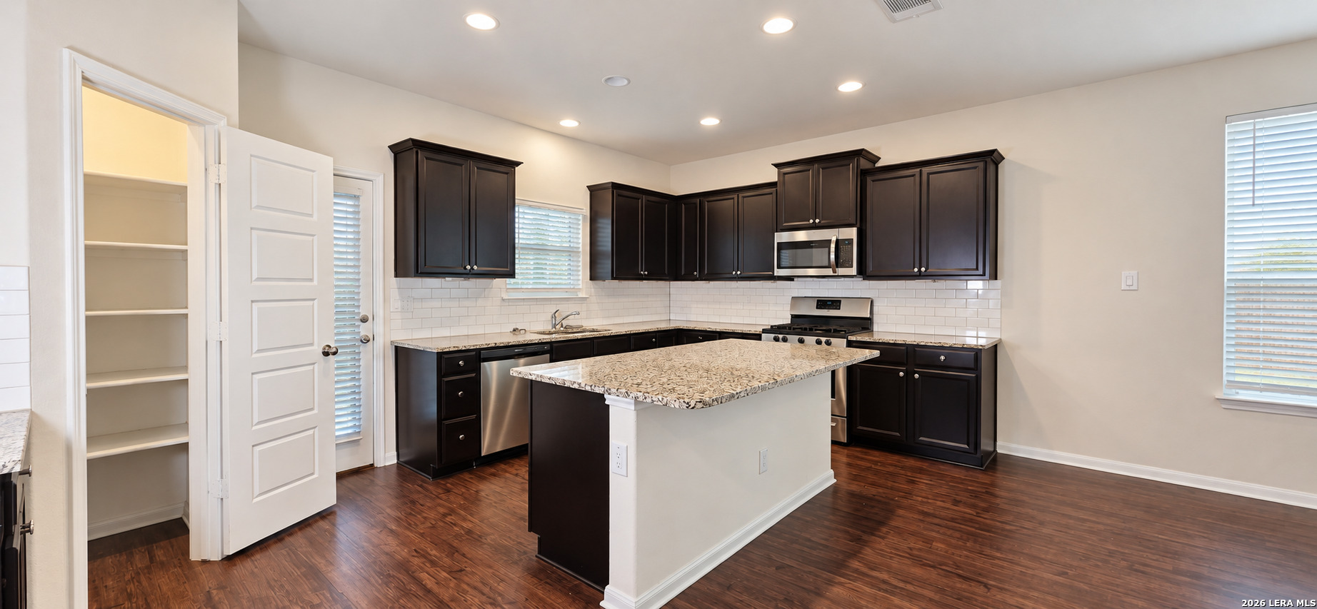 Island Kitchen