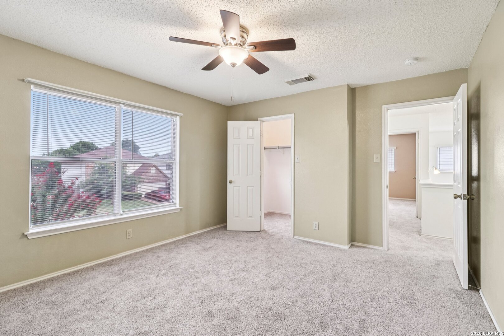 11210 BERKLEY SQ, San Antonio, TX 78249