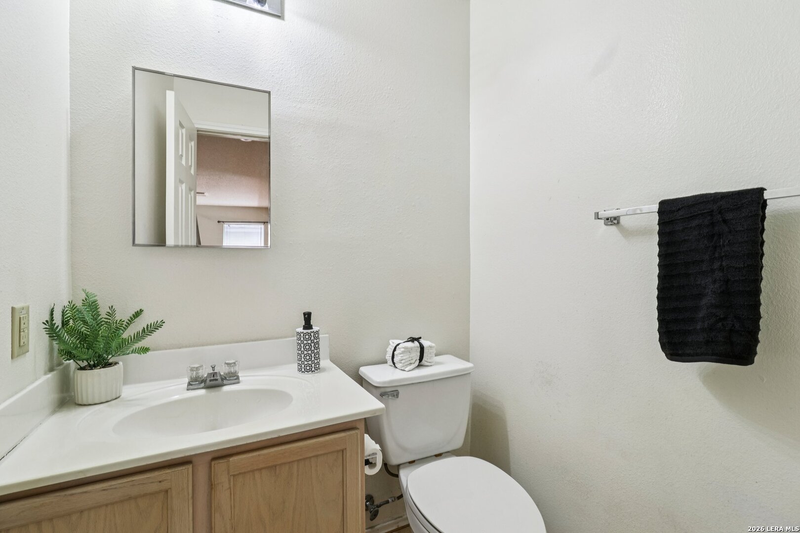 11210 BERKLEY SQ, San Antonio, TX 78249
