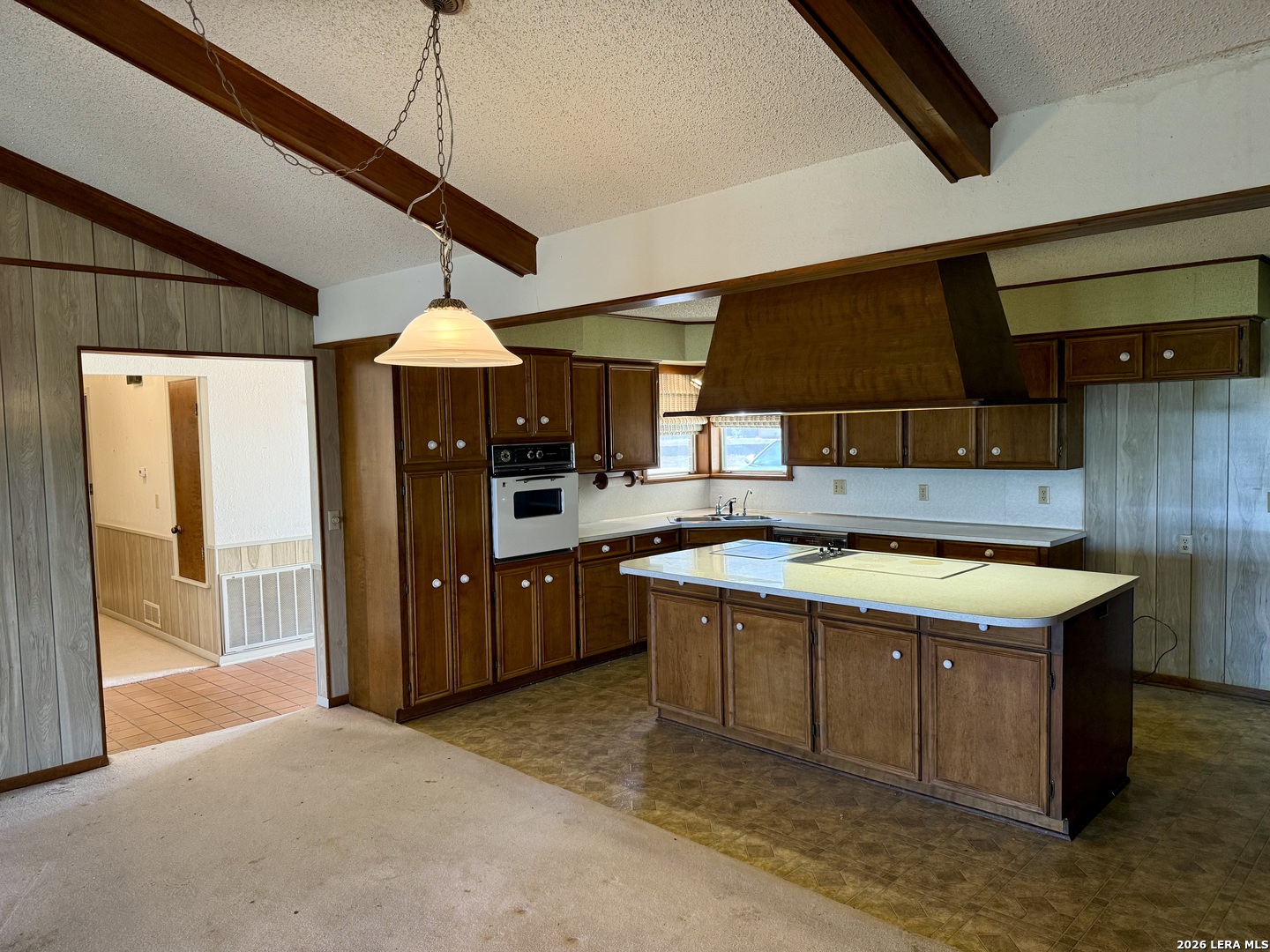 116 Creekview, Canyon Lake, TX 78133
