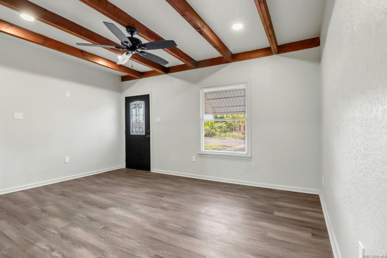 433 Wallace, Seguin, TX 78155