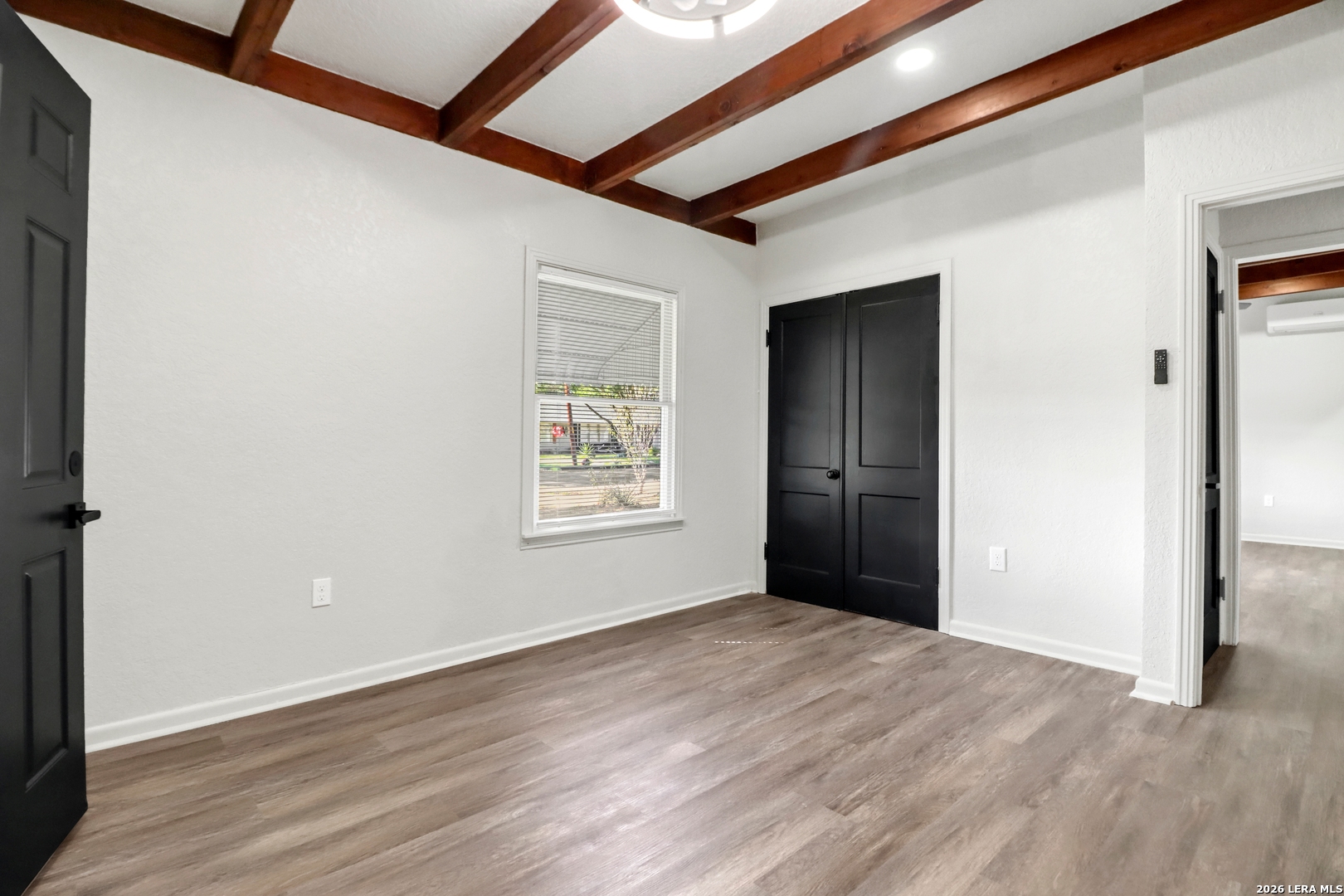 433 Wallace, Seguin, TX 78155