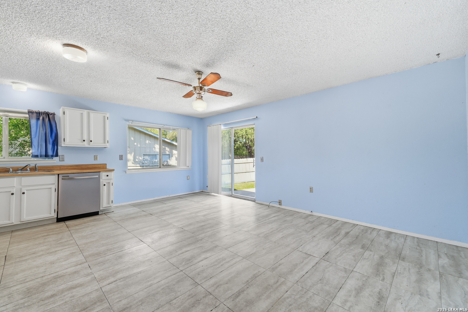 5803 LAKE CHAMPLAIN ST, San Antonio, TX 78233