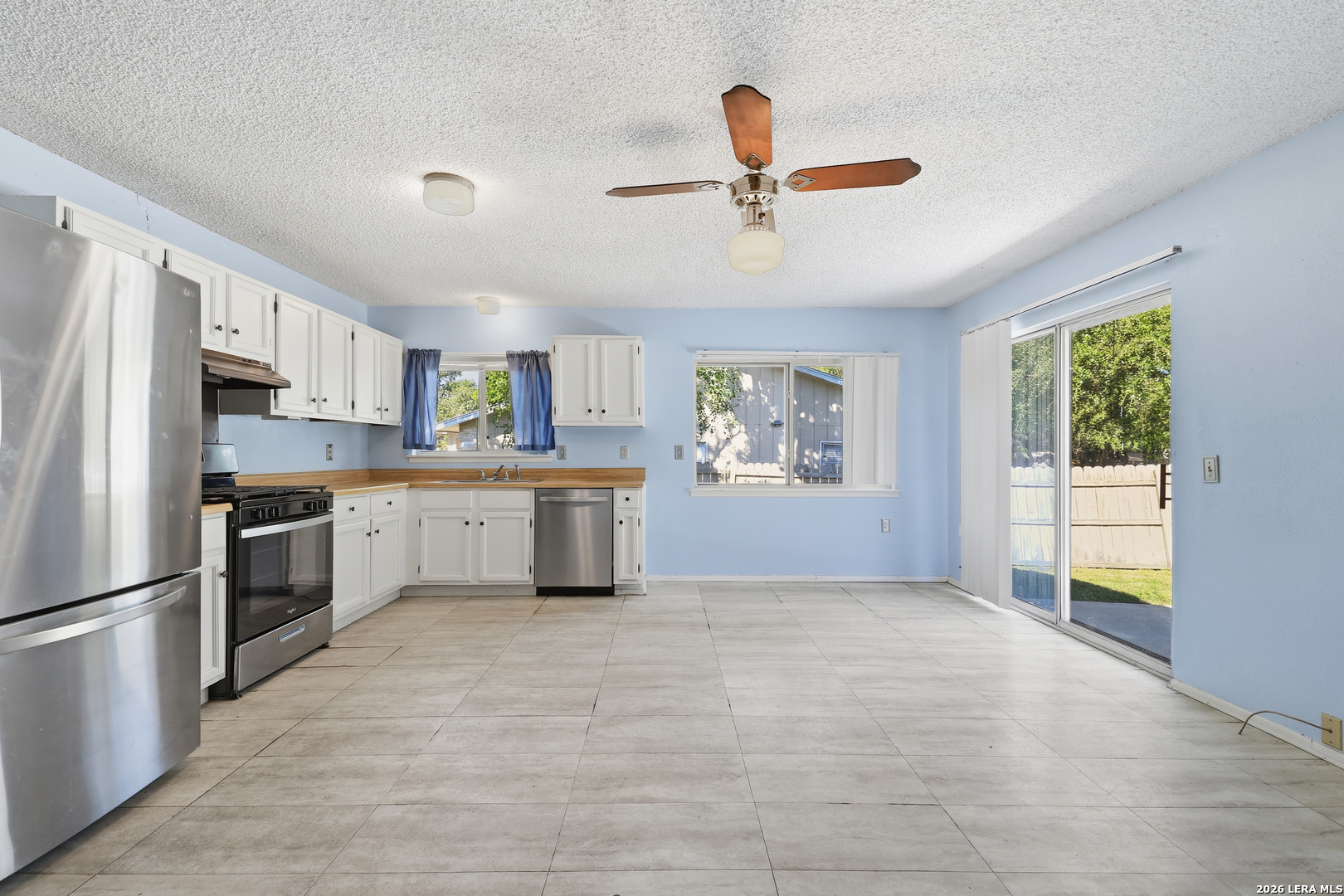 5803 LAKE CHAMPLAIN ST, San Antonio, TX 78233