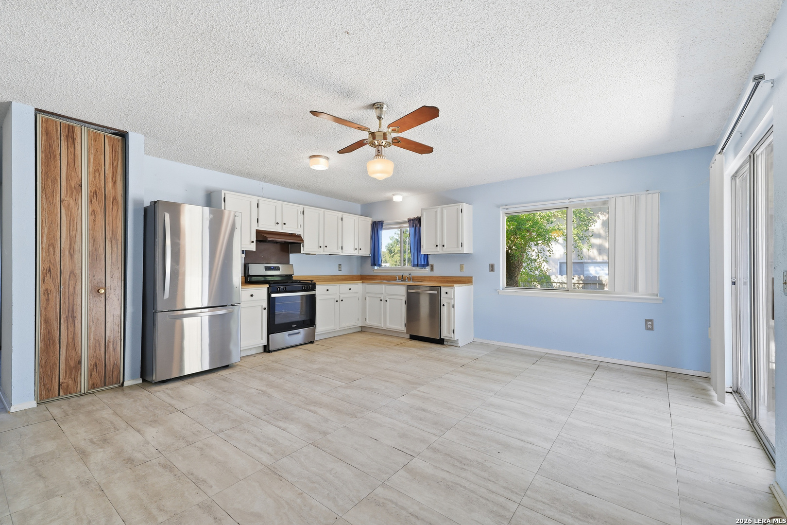 5803 LAKE CHAMPLAIN ST, San Antonio, TX 78233
