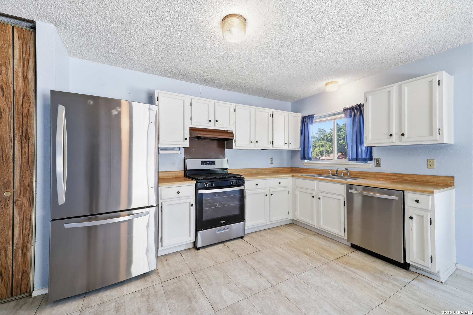 5803 LAKE CHAMPLAIN ST, San Antonio, TX 78233
