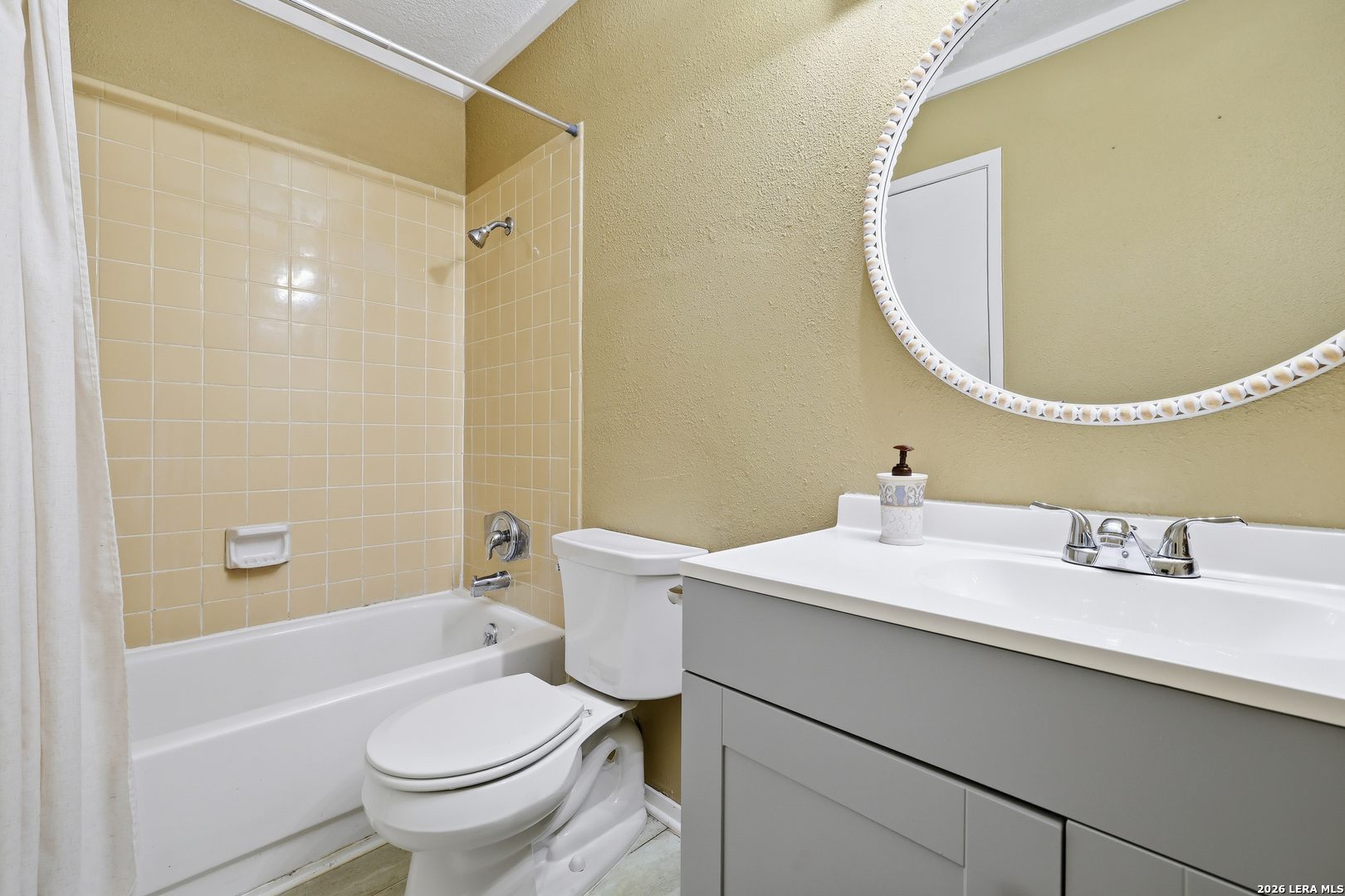 5803 LAKE CHAMPLAIN ST, San Antonio, TX 78233