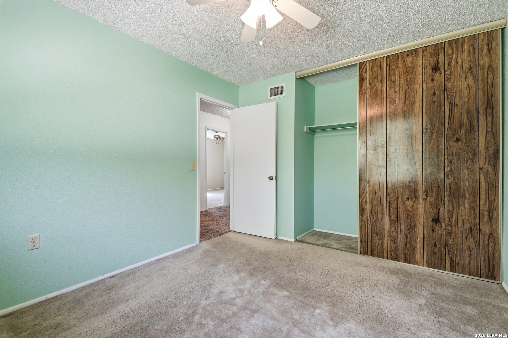 5803 LAKE CHAMPLAIN ST, San Antonio, TX 78233