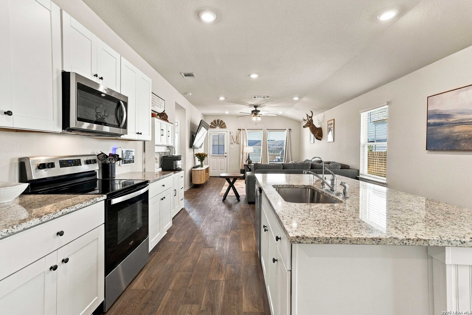 4820 CORK XING, New Braunfels, TX 78130