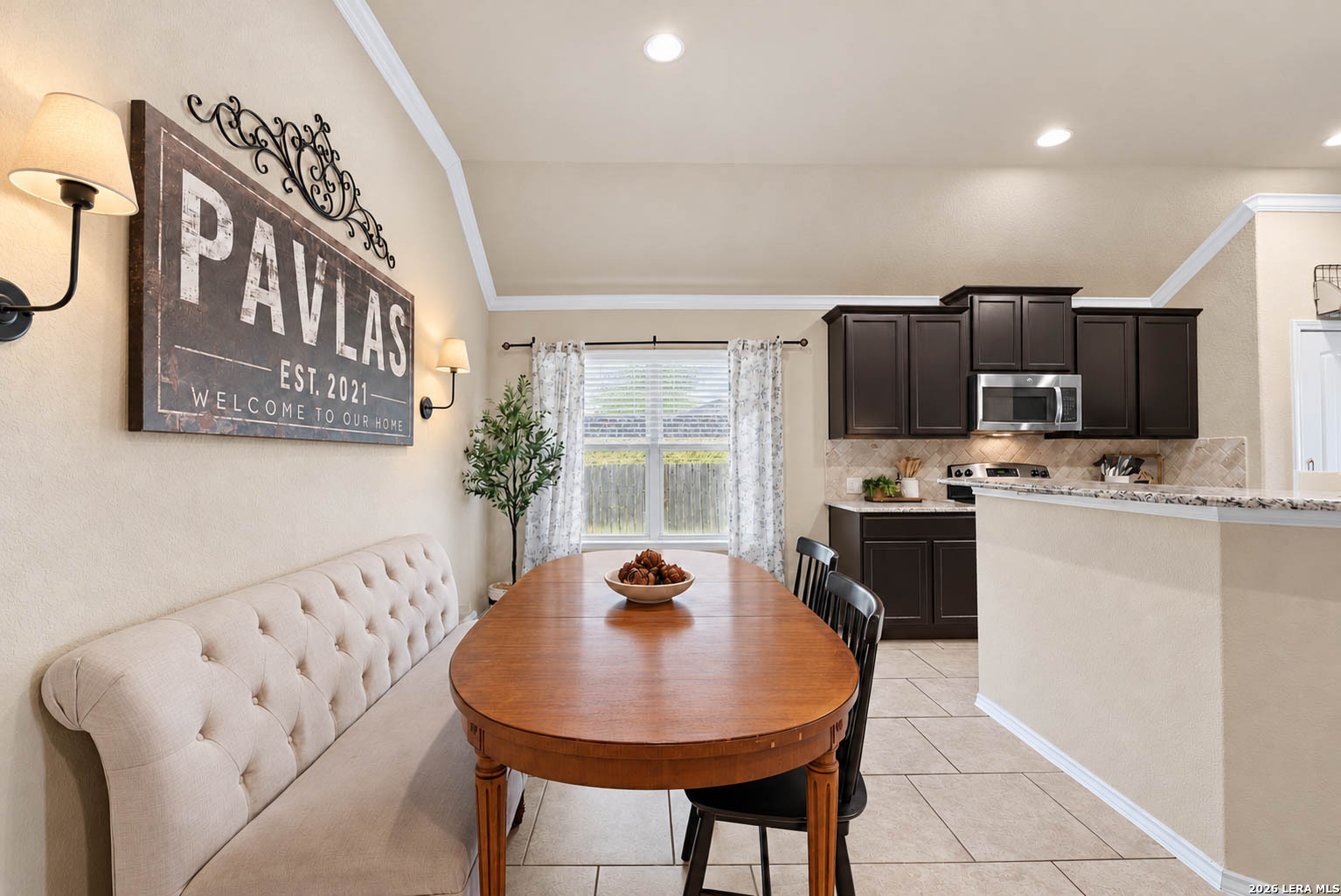 561 SADDLE BACK TRL, Cibolo, TX 78108