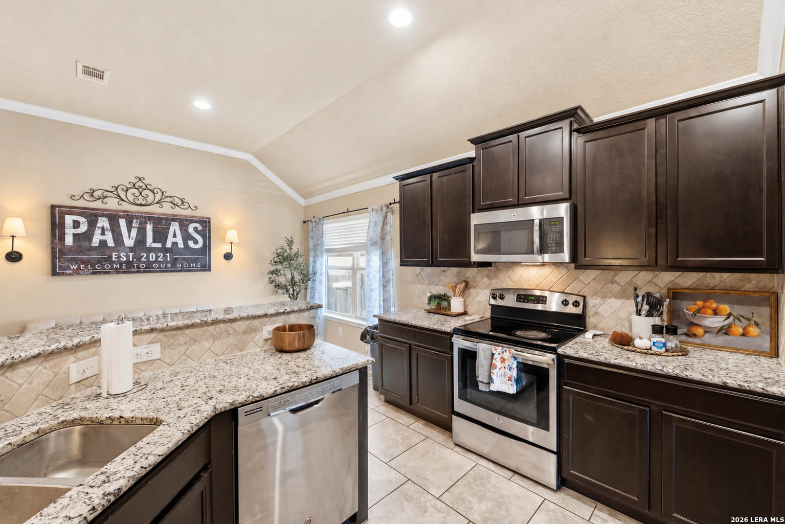 561 SADDLE BACK TRL, Cibolo, TX 78108