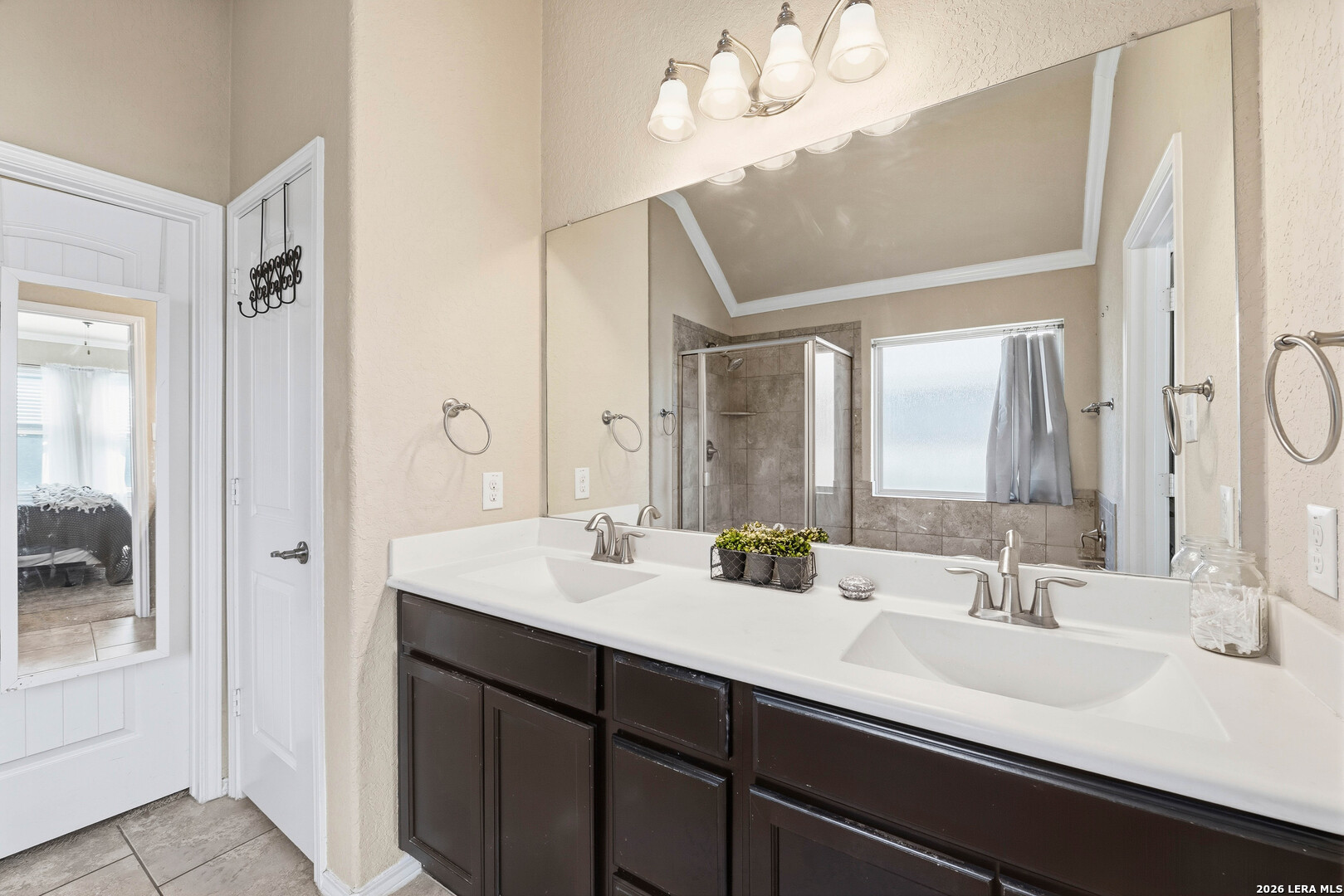 561 SADDLE BACK TRL, Cibolo, TX 78108