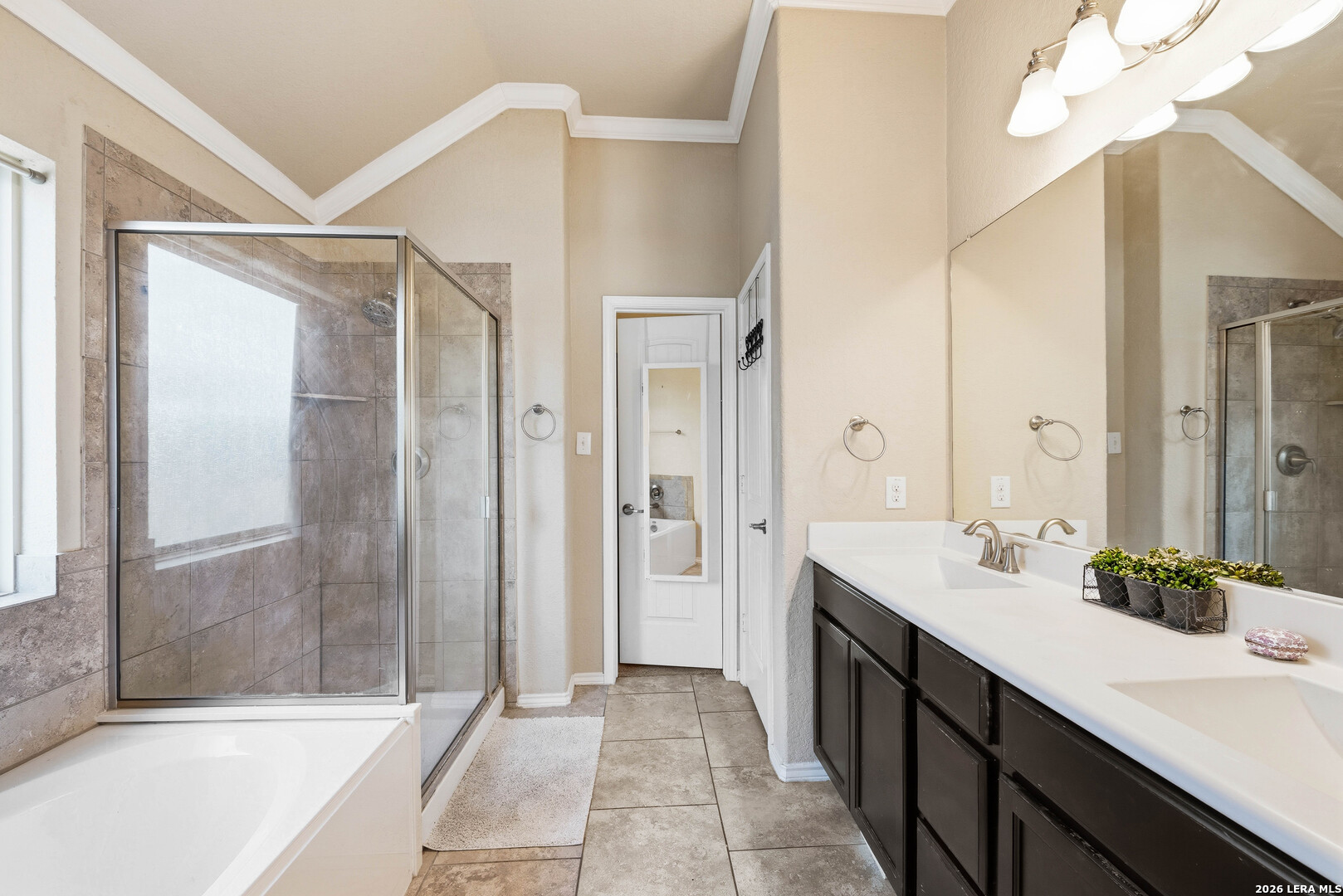 561 SADDLE BACK TRL, Cibolo, TX 78108