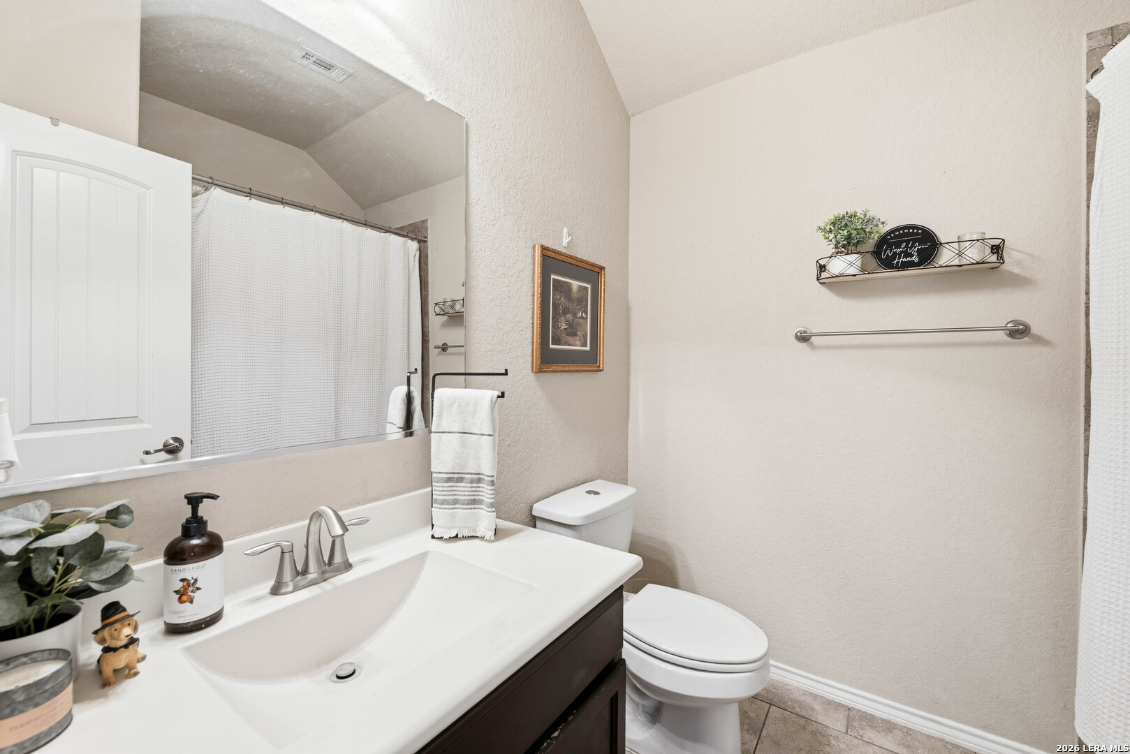 561 SADDLE BACK TRL, Cibolo, TX 78108