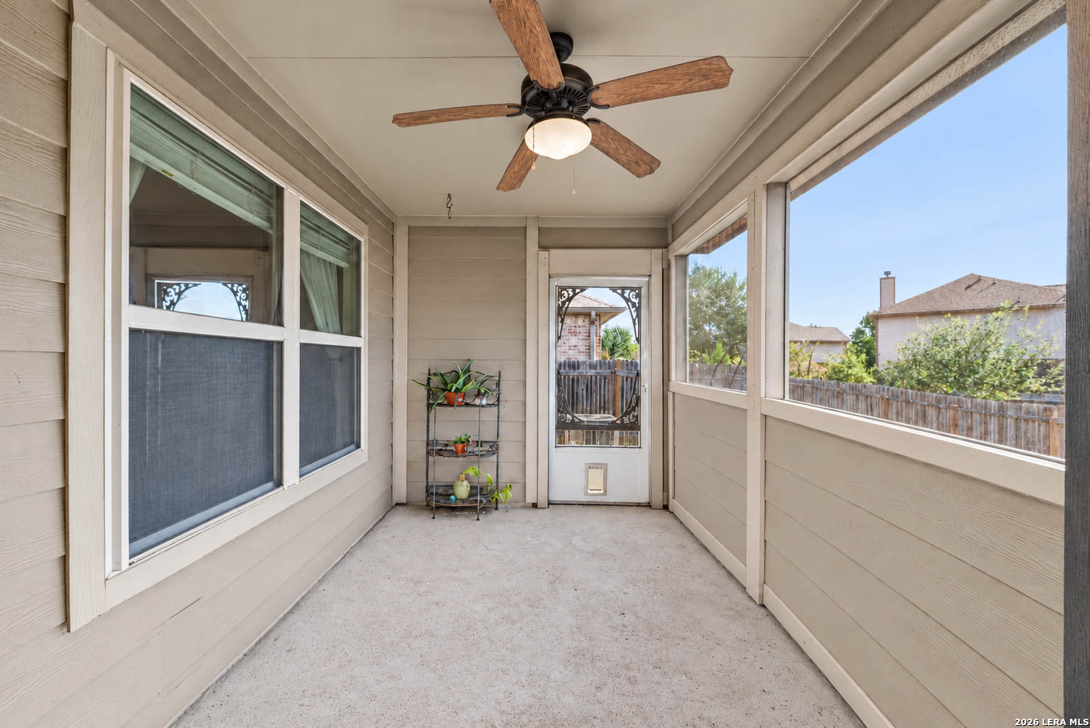 561 SADDLE BACK TRL, Cibolo, TX 78108
