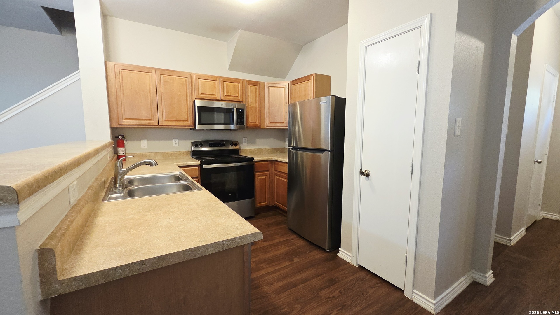 7814 KINGSBURY WOOD, #4, San Antonio, TX 78240
