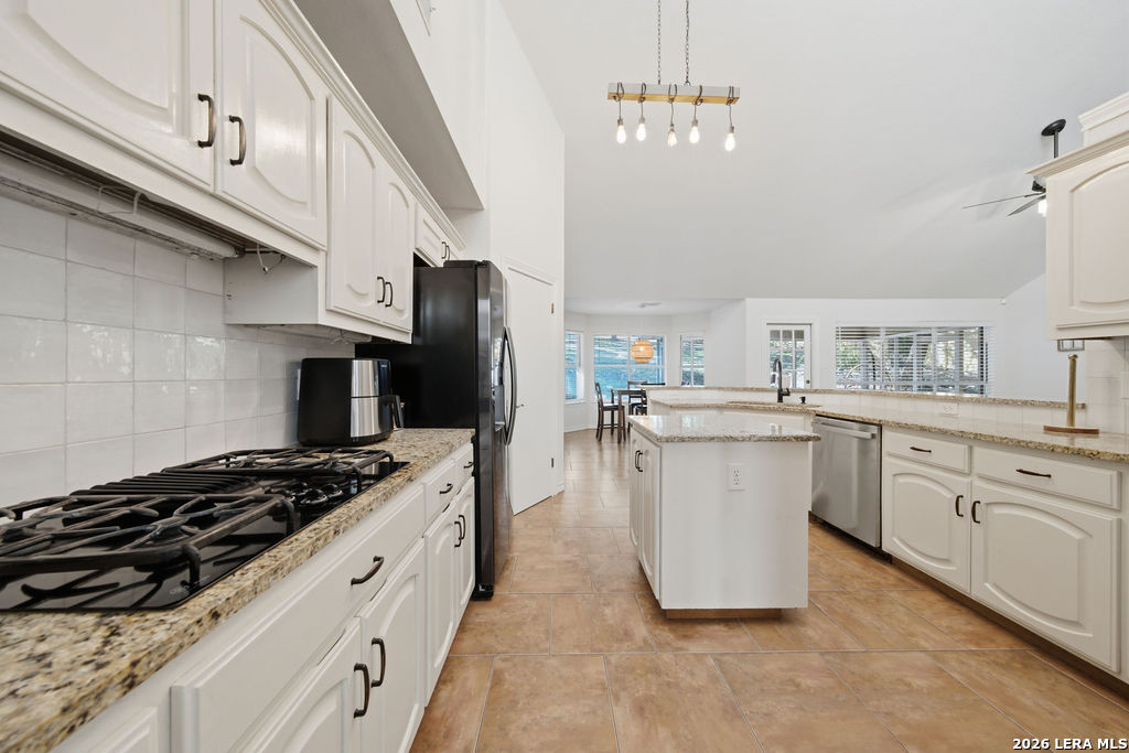 19831 Wittenburg, San Antonio, TX 78256