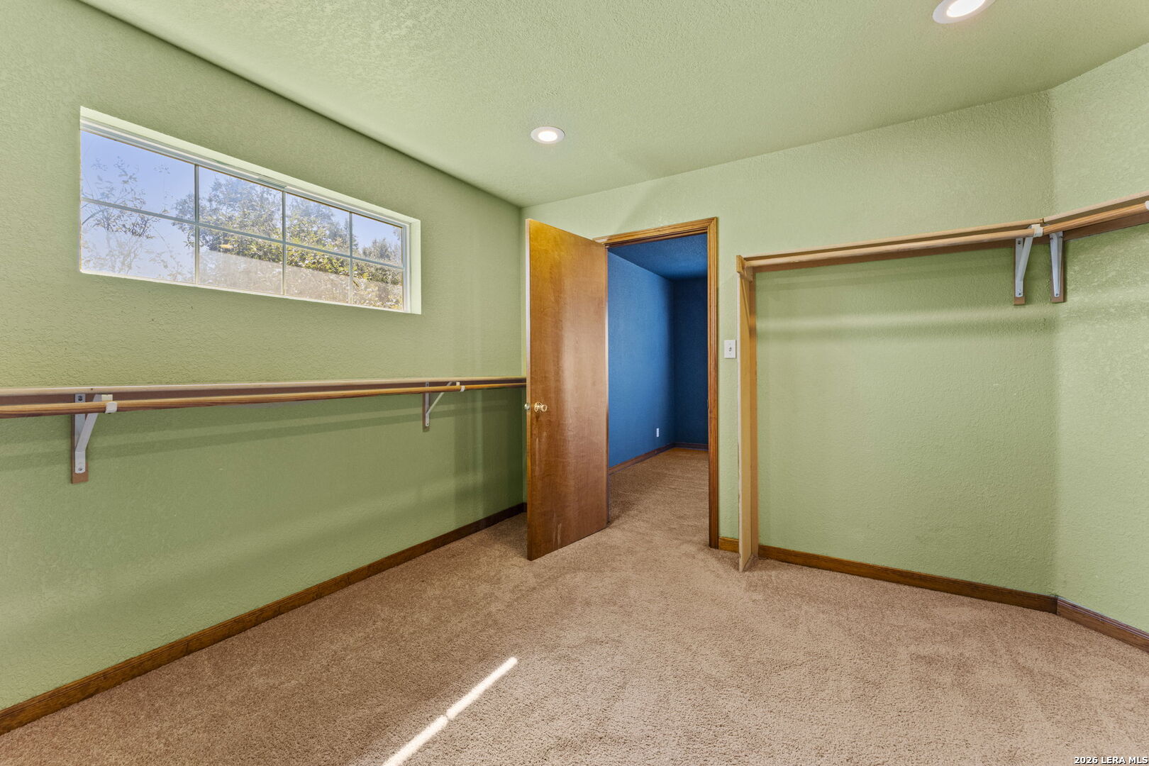 6736 Circle Oak, Bulverde, TX 78163