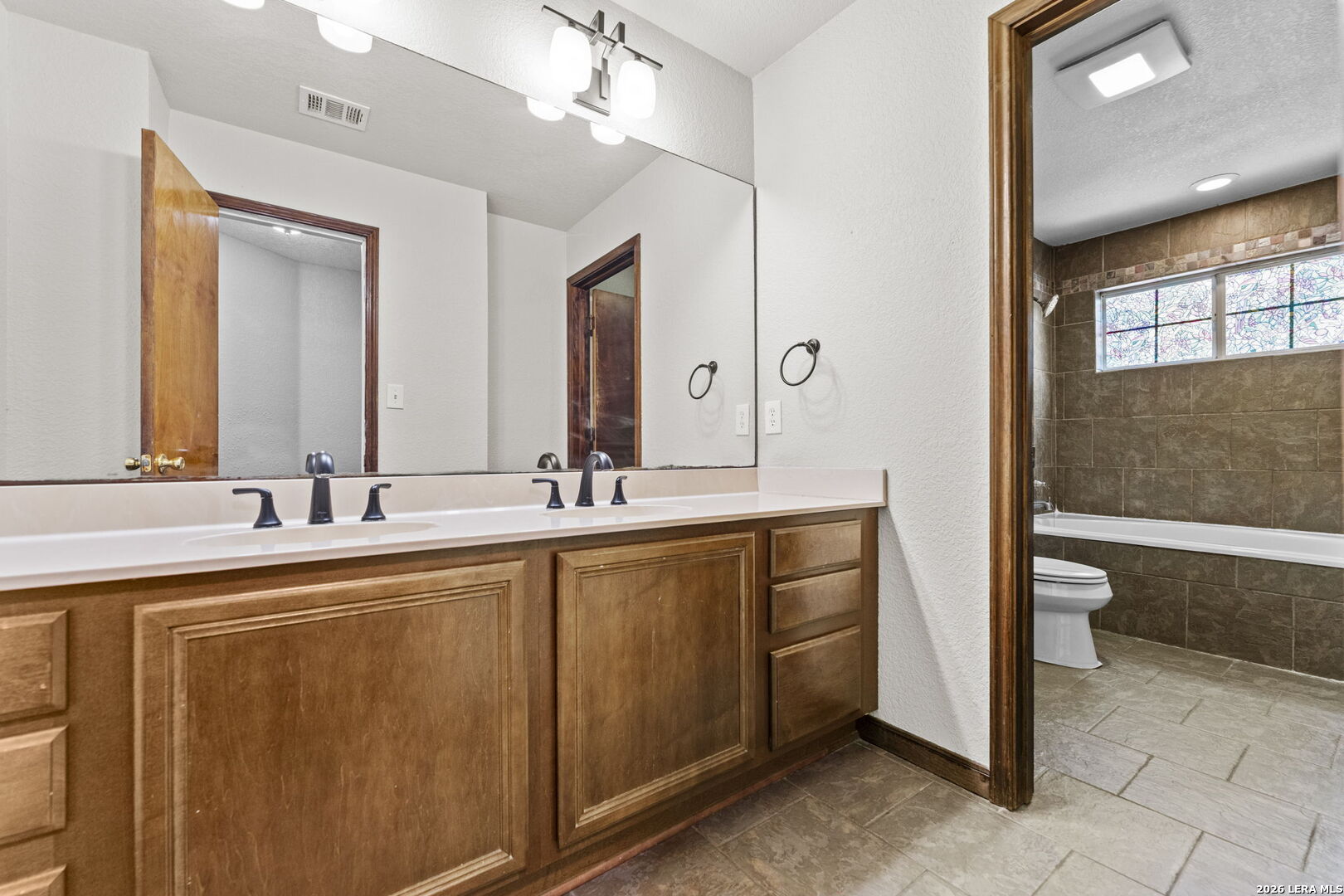 6736 Circle Oak, Bulverde, TX 78163