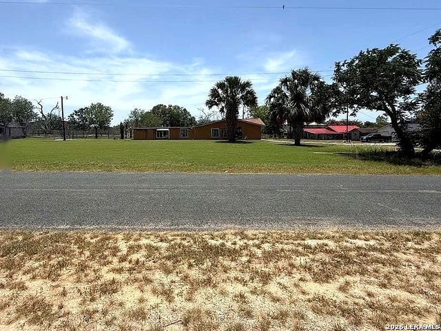 117 N WELHAUSEN, Poth, TX 78147