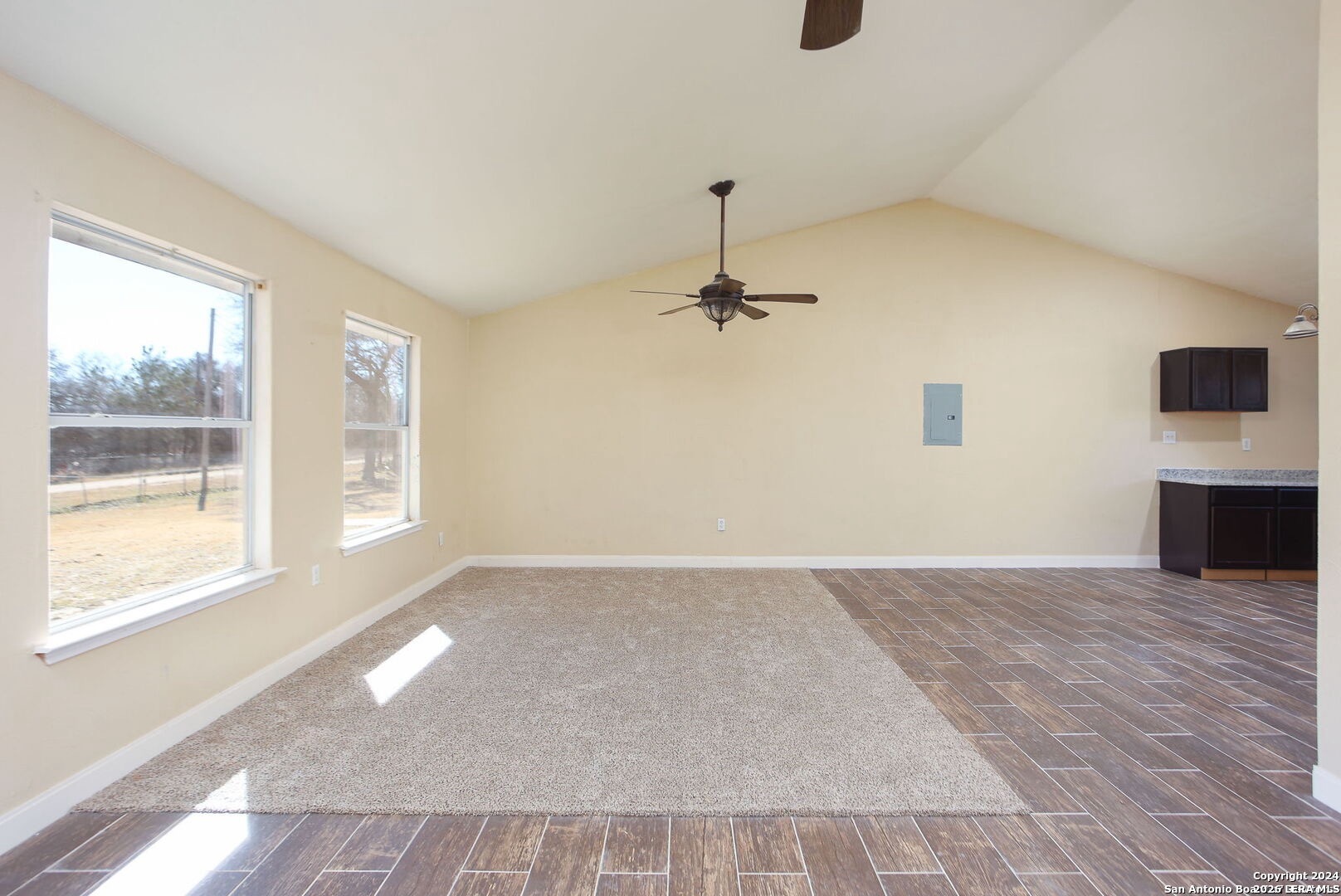 620 County Road 6846, Lytle, TX 78052