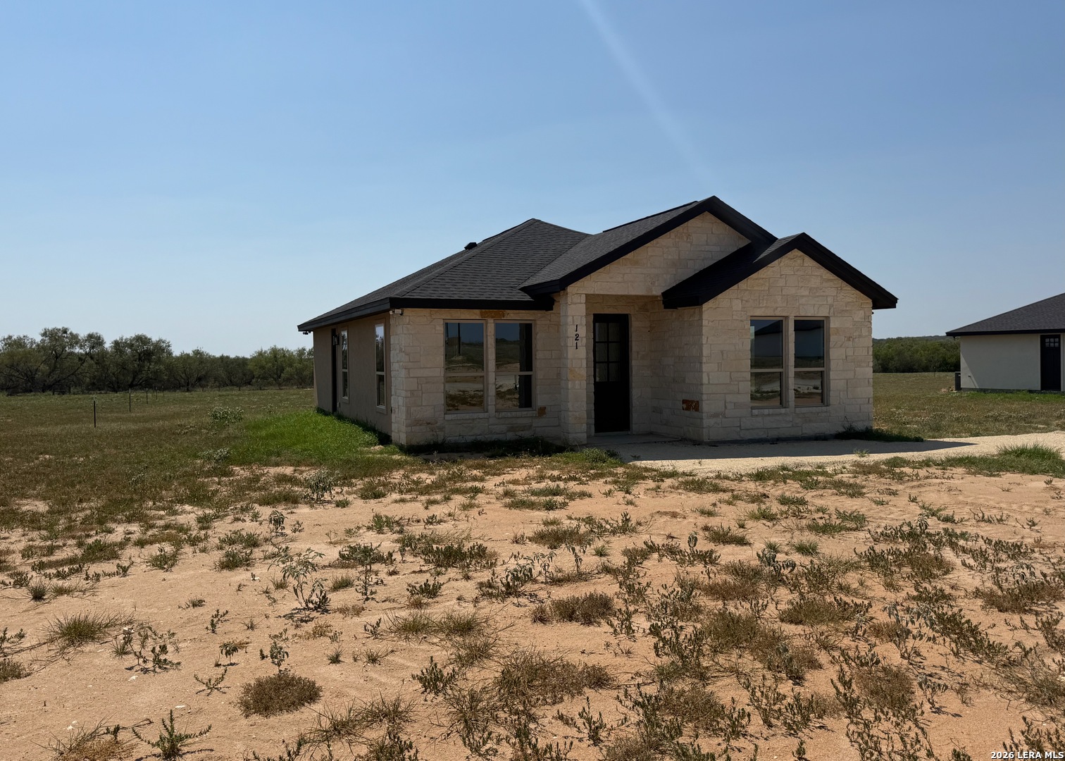121 Camino Verde Ct, La Vernia, TX 78121