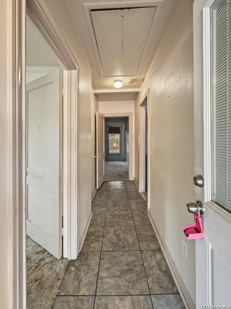 504 N WALNUT ST, Pearsall, TX 78061