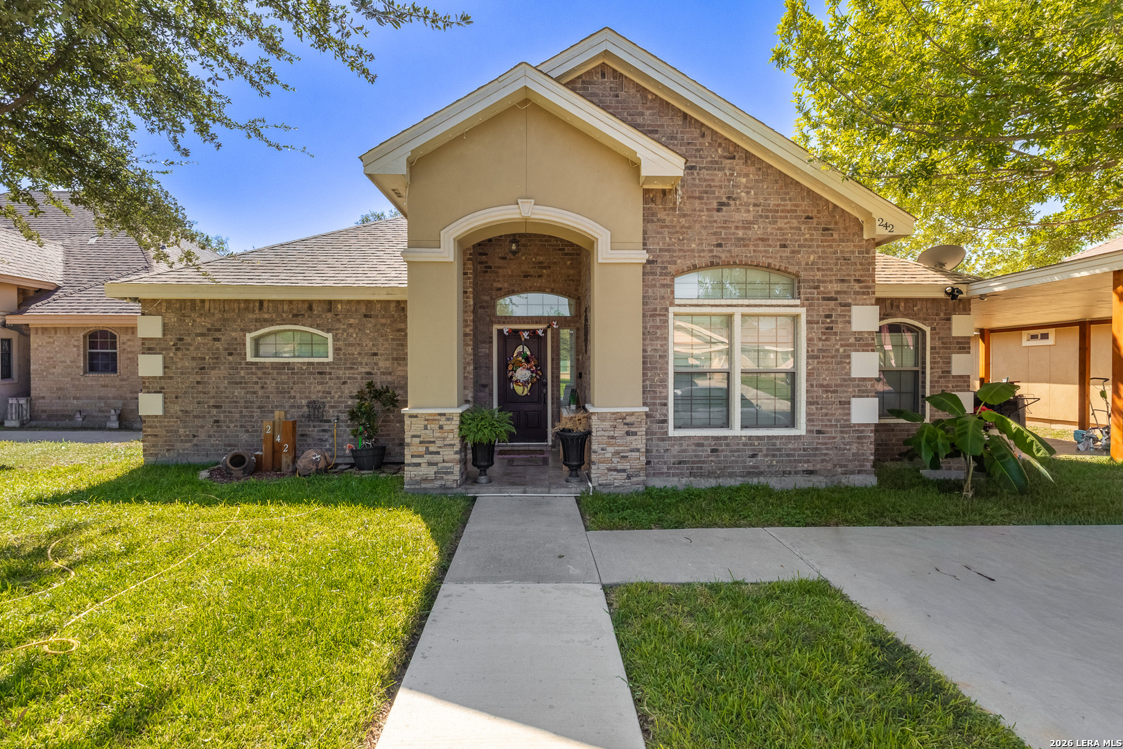 242 Paso Caballero, Eagle Pass, TX 78852